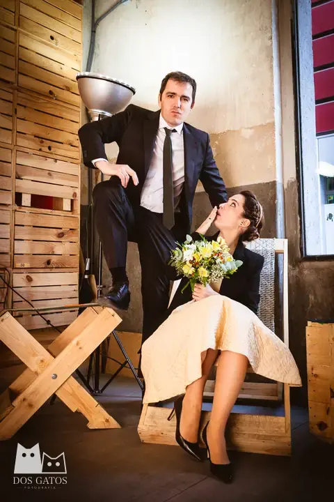 Fotografía de boda: Julia y Simón · HUB Atocha, Madrid · foto 20 de 28 · Dos Gatos, fotógrafos en Madrid