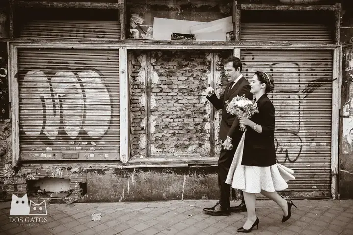 Fotografía de boda: Julia y Simón · HUB Atocha, Madrid · foto 7 de 28 · Dos Gatos, fotógrafos en Madrid