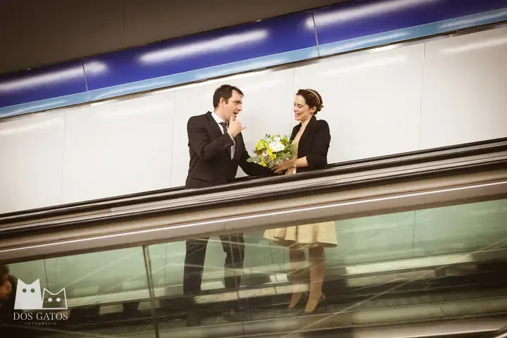 Fotografía de boda: Julia y Simón · HUB Atocha, Madrid · foto 11 de 28 · Dos Gatos, fotógrafos en Madrid
